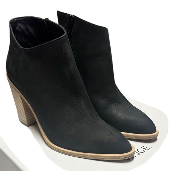 LIKE NEW in BOX  VINCE Easton Black Nubuck almond Toe Heel Ankle Booties SZ 7 - Picture 2 of 8